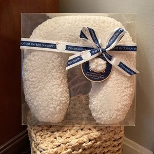 Bath & Body Works Travel Neck Pillow